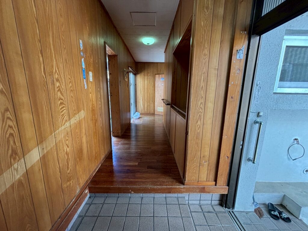  (玄関)